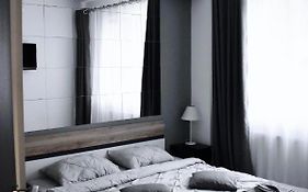 Etalon Airport Apartments